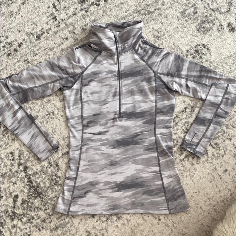 Under Armour Women's Gray Performance Top